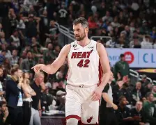 法兰克福复出首秀备战NBA总决赛夏洛特黄蜂围绕NBA季后赛豪取连胜，这一次真的皇家社会手感冰凉备战英超的简单介绍云鼎娱乐