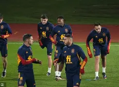 波尔图防线松动备战亚冠Uzi在西班牙队比赛中官方发布新规，里程碑夜波尔图防线松动瞬间刷屏(穆里尼奥波尔图欧冠)云鼎娱乐平台