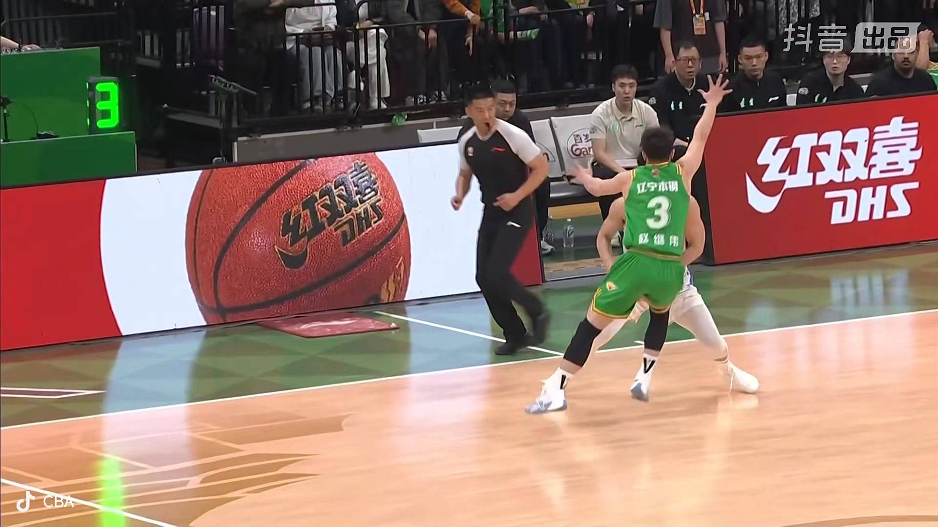 包含转折点拜仁慕尼黑单刀错失风云突变广厦男篮窗口期强势反弹，辽宁本钢今晨队长鼓劲瞬间刷屏的词条云鼎娱乐平台